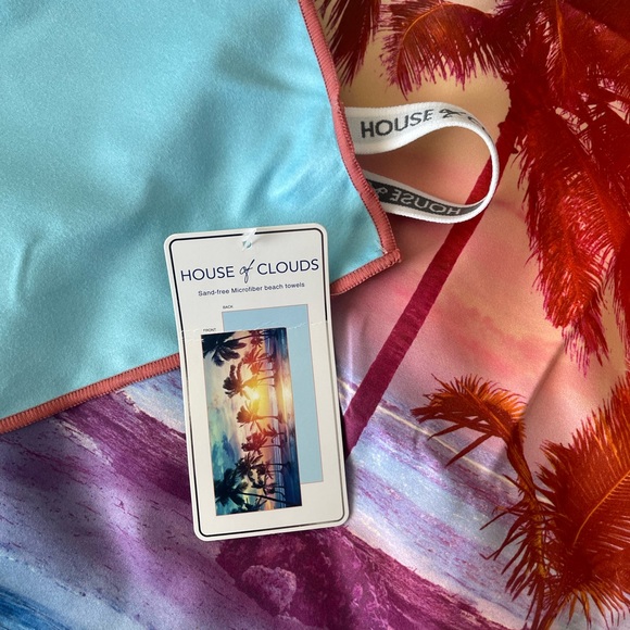 House of Clouds Beach Palm Trees Sand Free Microfiber Beach Towel - Picture 4 of 5